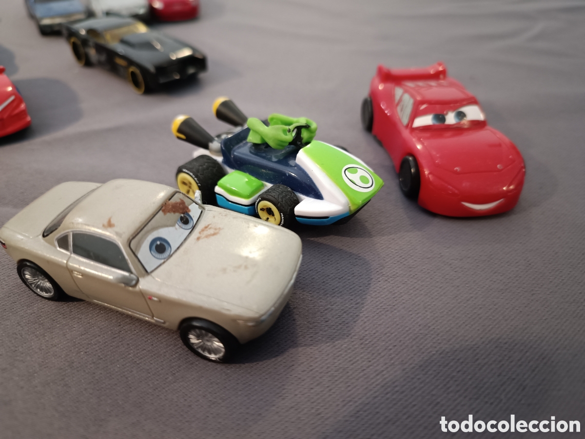 Coches a escala: LOTE VARIADO DE 40 COCHES A ESCALA 1:64 - Foto 20