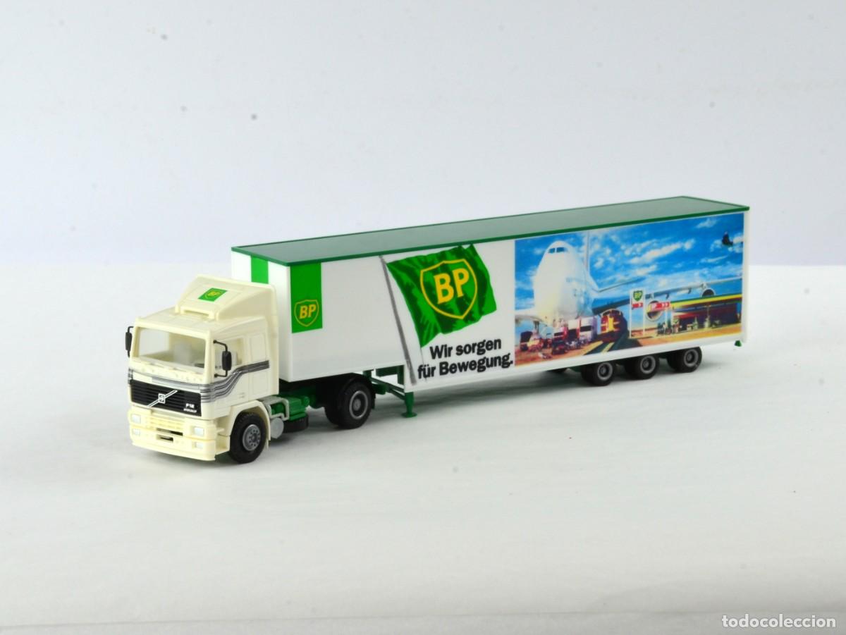 Coches a escala: Albedo Escala 1:87 H0 Cami&oacute;n Articulado Volvo F12 BP