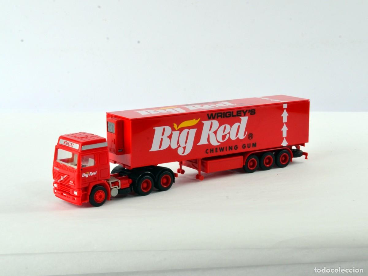 Coches a escala: Albedo Escala 1:87 H0 Cami&oacute;n Articulado Volvo F12 Globetrotter Wrigley's Big Red