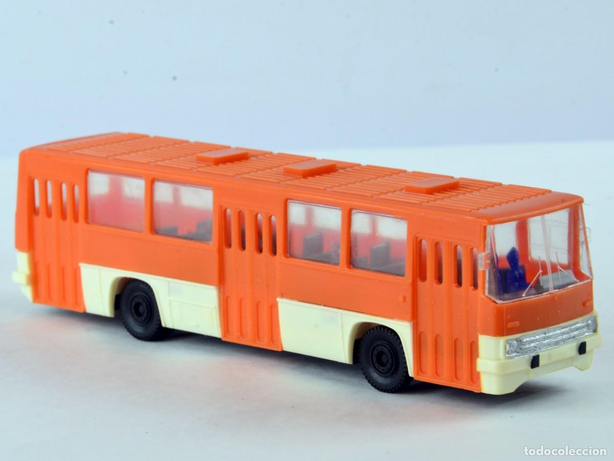 Coches a escala: S.E.S Modelltec Escala 1:87 Autob&uacute;s Ikarus 260 RDA DDR - Foto 2