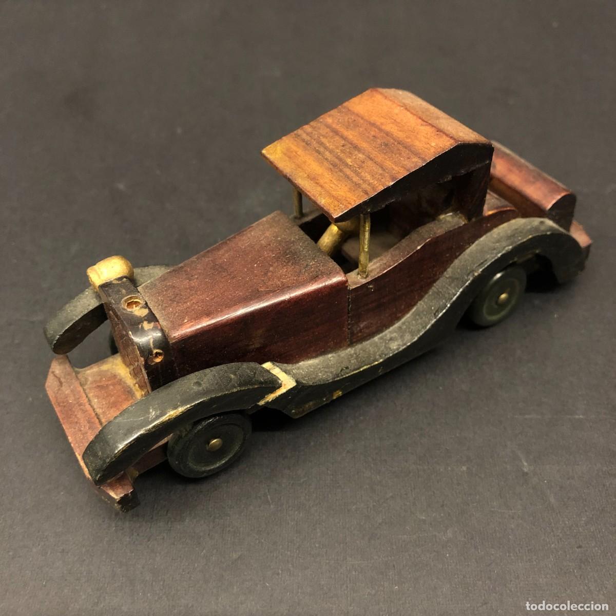Coches a escala: COCHE DE JUGUETE - COCHE DECORATIVO ARTESANAL DE MADERA - DE COLECCI&Oacute;N - 12,5 X 4 CM / 53