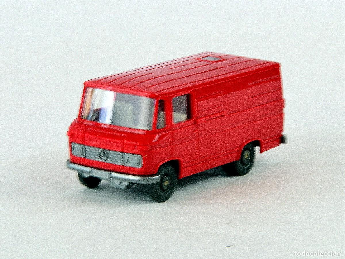 Coches a escala: Wiking Escala 1:87 H0 Antiguo Mercedes Benz L406D Rojo 1968 - 88 Primera Serie