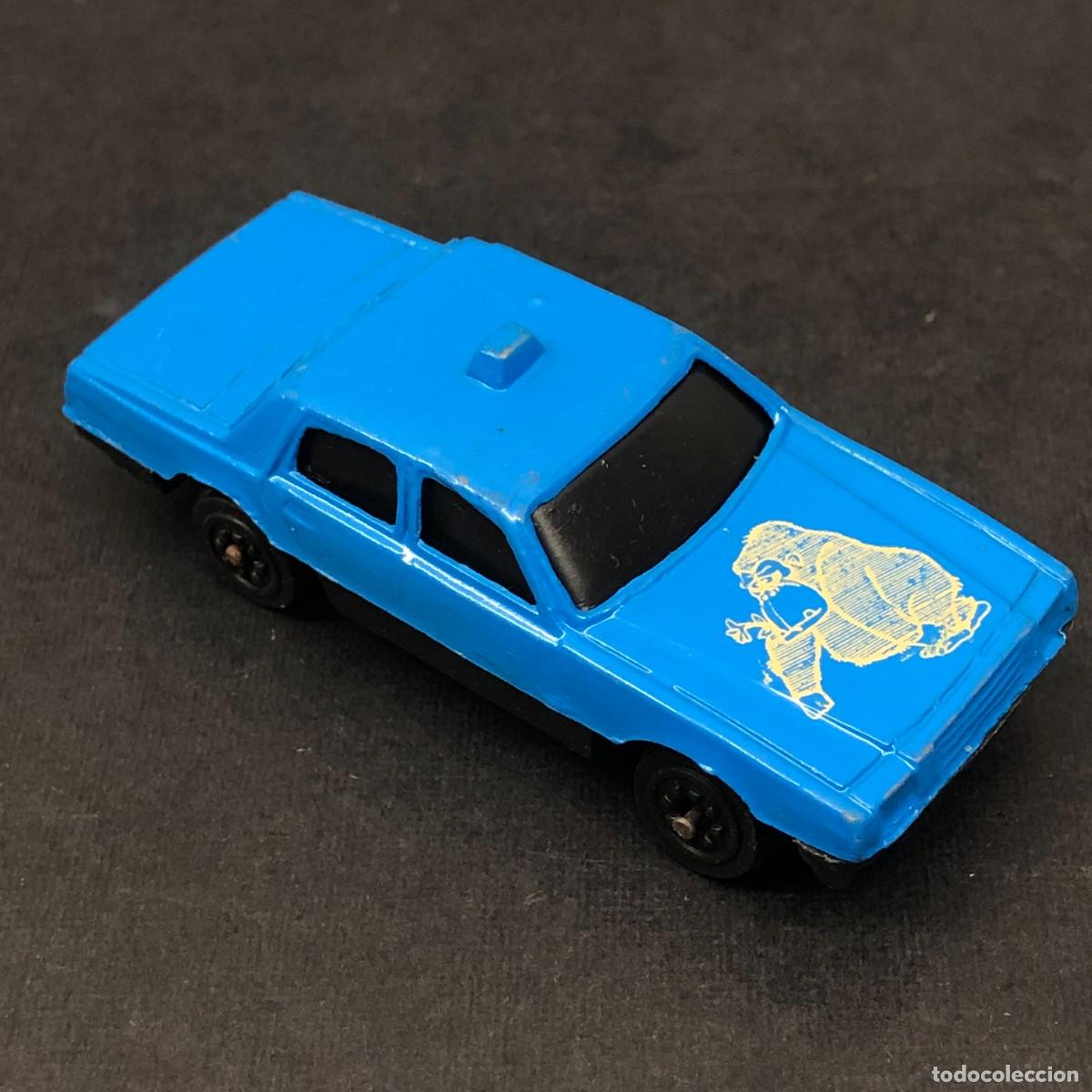 Coches a escala: COCHE DE JUGUETE - CHEVROLET IMPALA - GORILA - MAJORETTE - 6 X 2,5 CM / 267