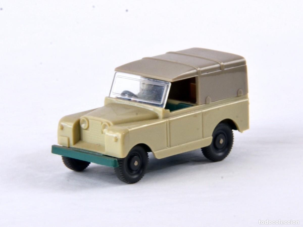 Coches a escala: Wiking Escala H0 1:87 100 Land Rover con Figura 1980 - 88