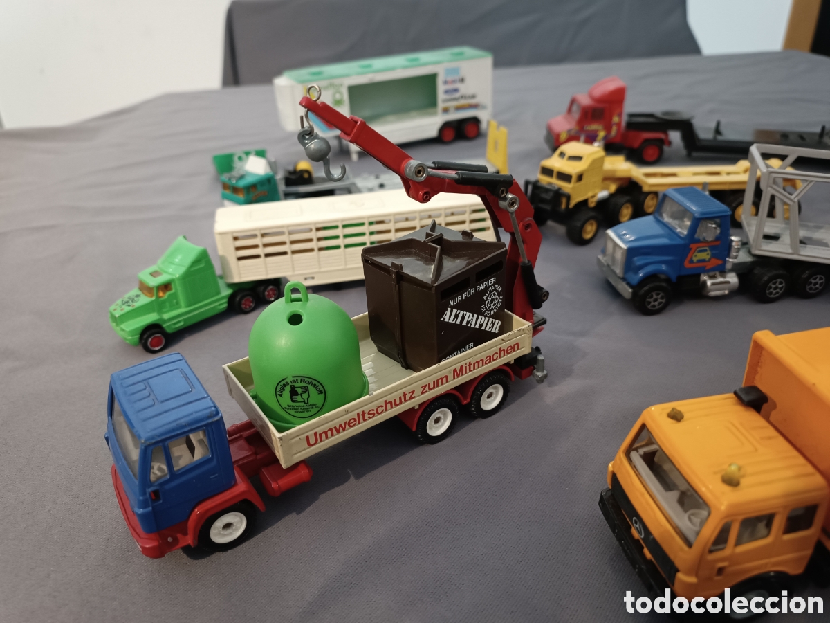 Coches a escala: LOTE DE 7 CAMIONES MAS REMOLQUES
