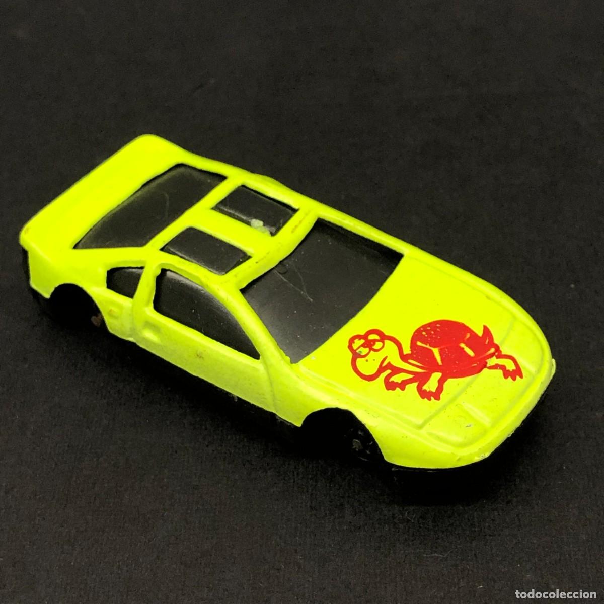 Coches a escala: COCHE DE JUGUETE - FERRARI TESTAROSSA - AMARILLO FLUORESCENTE - TORTUGA - 7 X 3 CM / 307