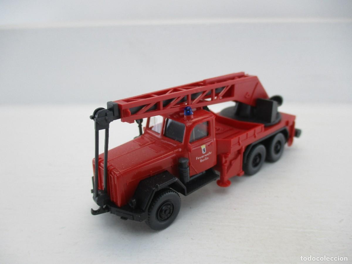 Auto in scala: CAMION ESCALA 1:87 REF LG