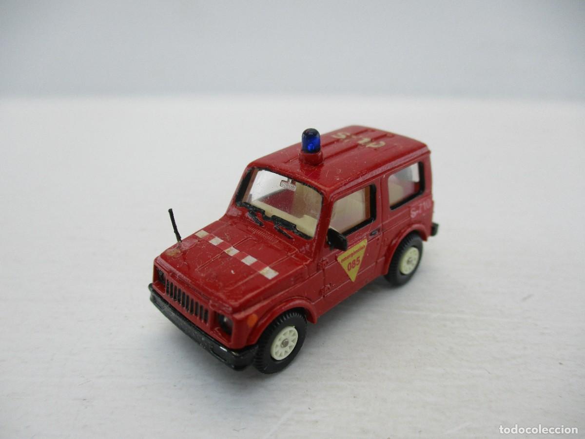 Coches a escala: COCHE ESCALA 1:87 REF FJ