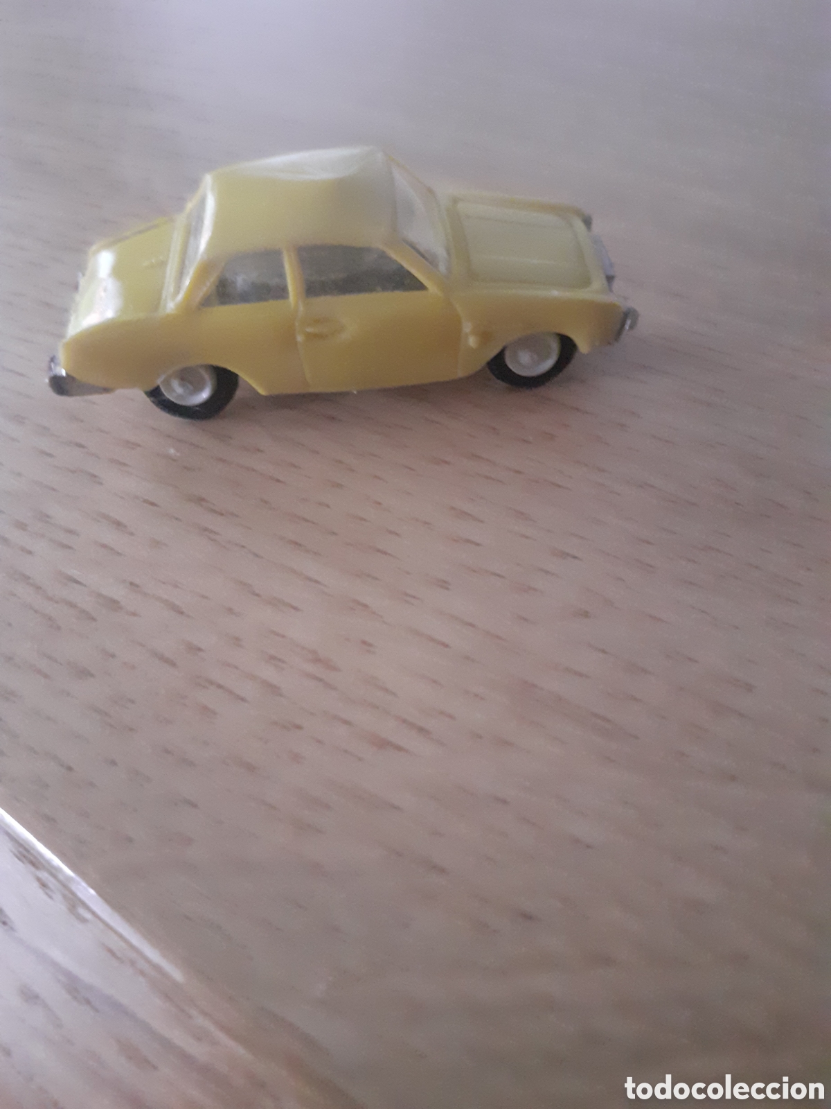 Coches a escala: ANGUPLAS MINICARS FORD TAUNUS AMARILLO - Foto 3