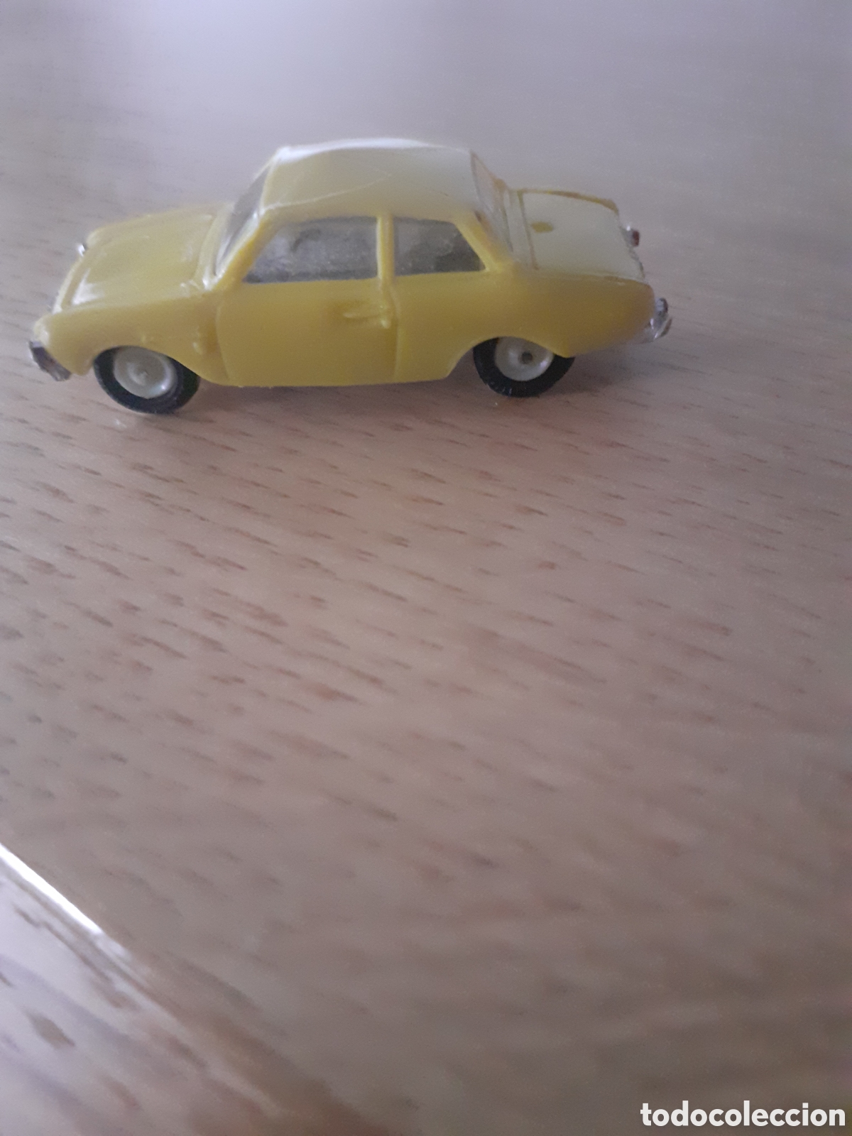 Coches a escala: ANGUPLAS MINICARS FORD TAUNUS AMARILLO