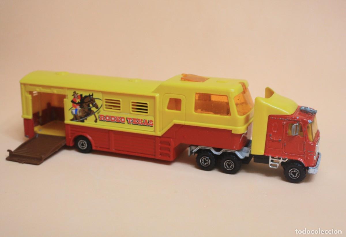 Coches a escala: CAMION VINTAGE MAJORETTE SUPER MOVERS &rdquo;RODEO TEXAS&rdquo; FRANCIA