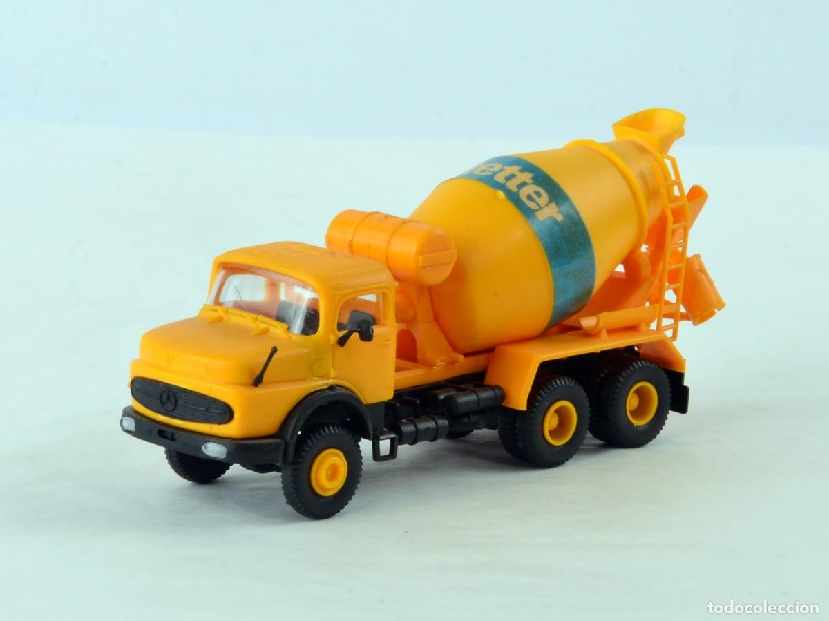 Coches a escala: Kibri Escala 1:87 Cami&oacute;n Hormigonera Mercedes Benz L2628 Stettner