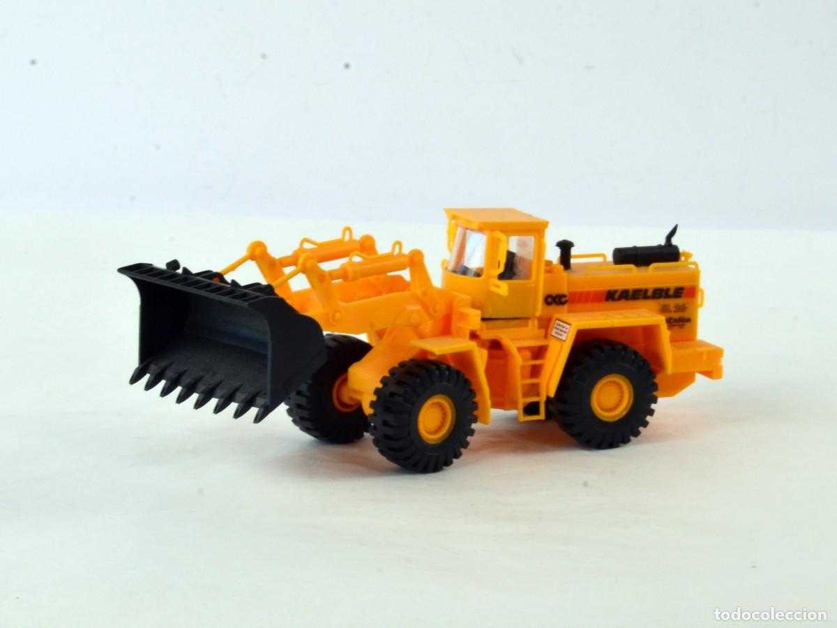 Coches a escala: Kibri Escala 1:87 H0 Pala Cargadora CKC Kaelble SL26 Scania