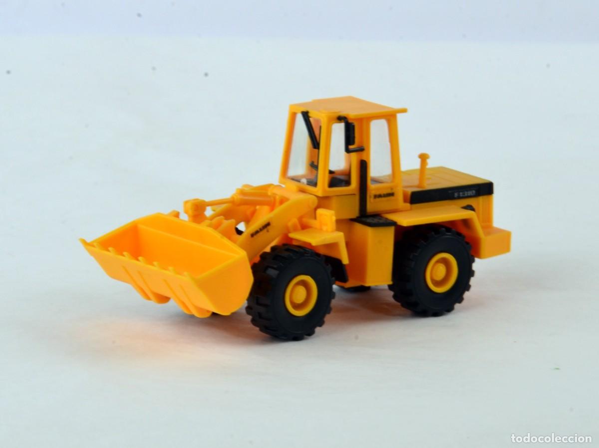 Coches a escala: Kibri Escala 1:87 H0 Pala Cargadora Faun F1310