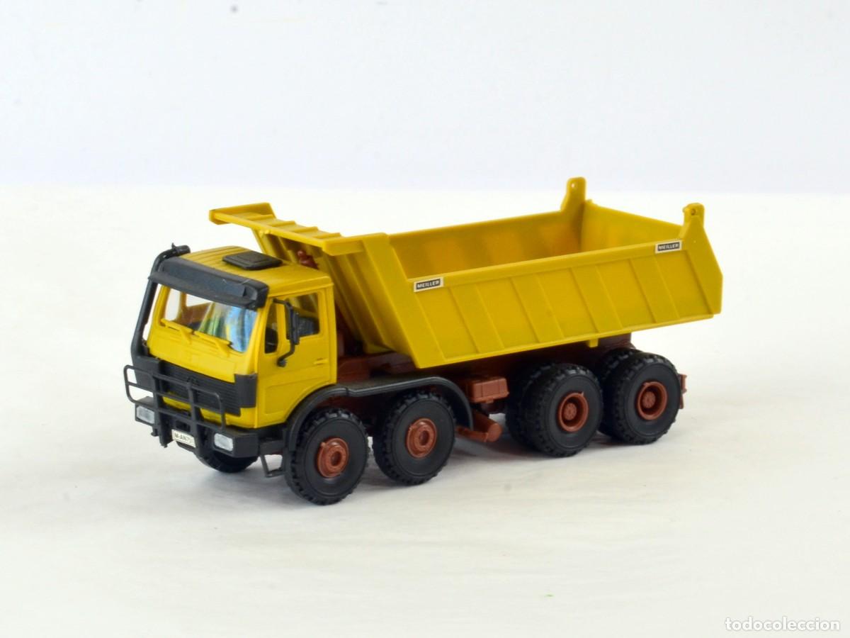 Coches a escala: Kibri Escala 1:87 H0 Cami&oacute;n Volquete Mercedes Benz NG 4 Ejes