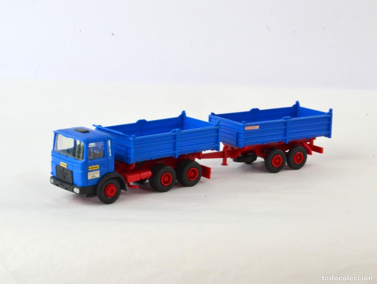 Coches a escala: Kibri Escala 1:87 H0 Cami&oacute;n Volquete MAN F8 con Remolque