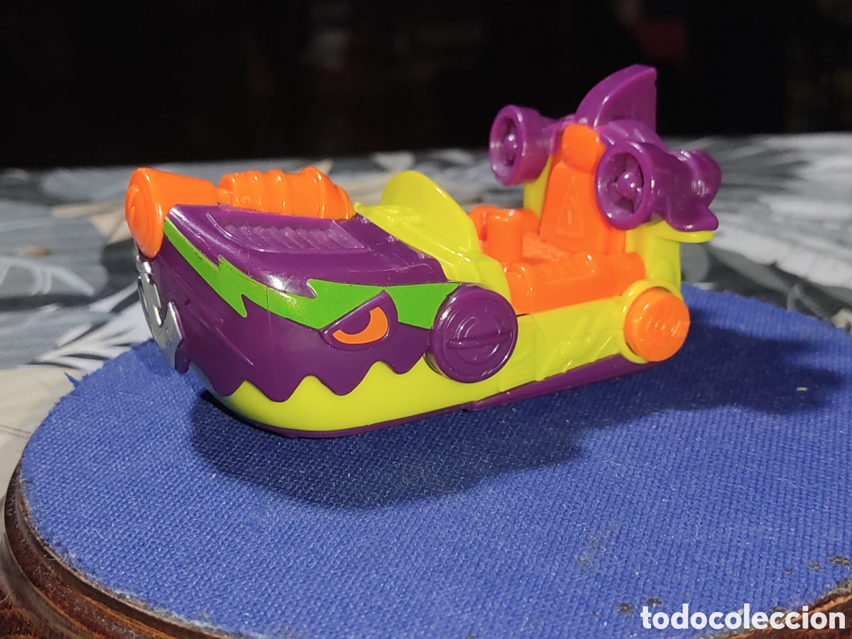 Coches a escala: Coche tibur&oacute;n Superthings & Bite Boat - Foto 1