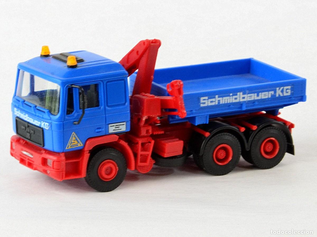Coches a escala: Kibri Escala 1:87 H0 Cami&oacute;n Tractor Transportes Pesados MAN F90 3 Ejes Gr&uacute;a Pluma