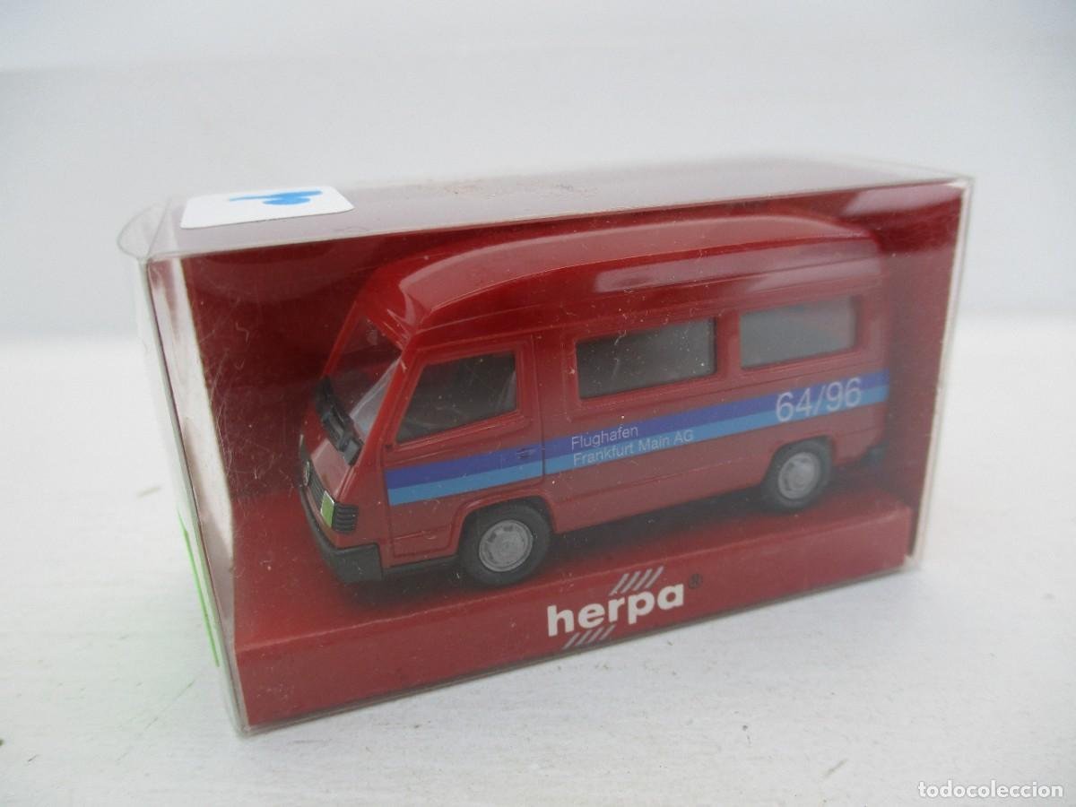 Coches a escala: COCHE ESCALA 1:87 REF C-1