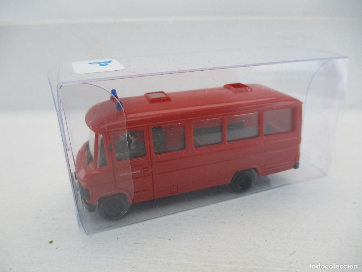 Coches a escala: COCHE ESCALA 1:87 REF C-1 - Foto 1