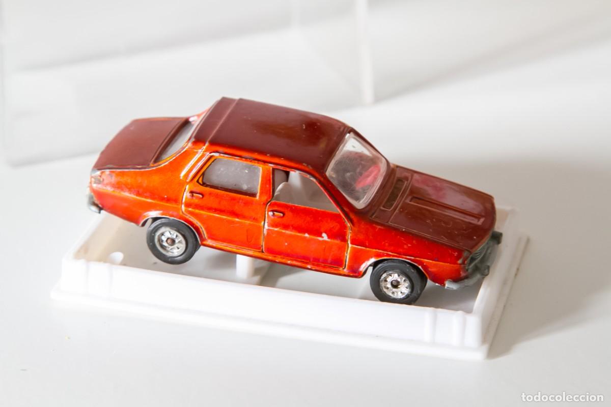 Coches a escala: Coche miniatura Guisval Renault 12 S Ref 4 - Foto 8