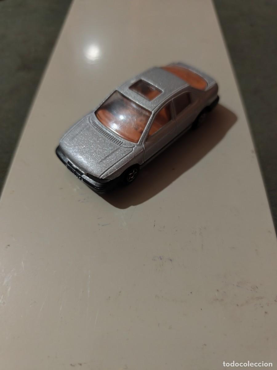 Coches a escala: Majorette Ford Mondeo