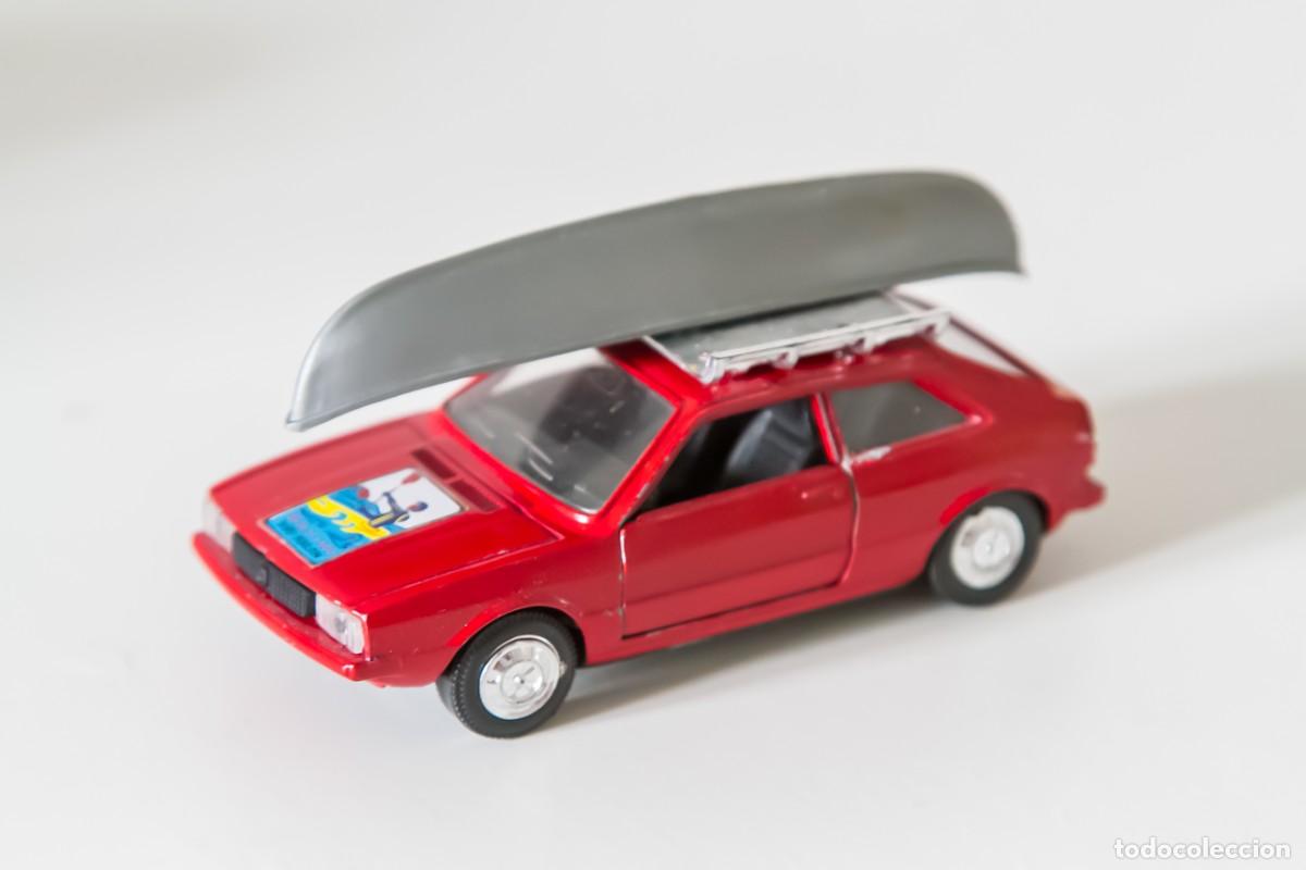 Coches a escala: Coche miniatura Mira Volkswagen Scirocco canoa