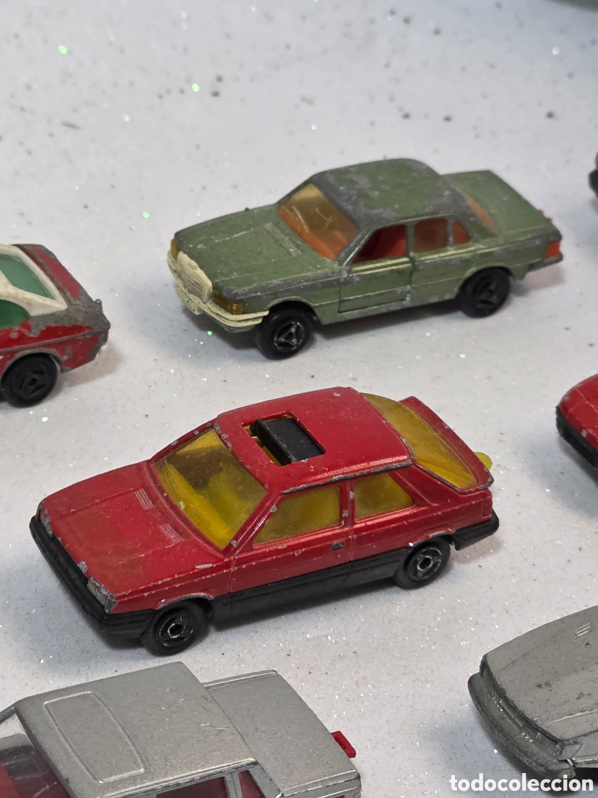 Coches a escala: Lote 9 coches majorette cl&aacute;sicos - Foto 3