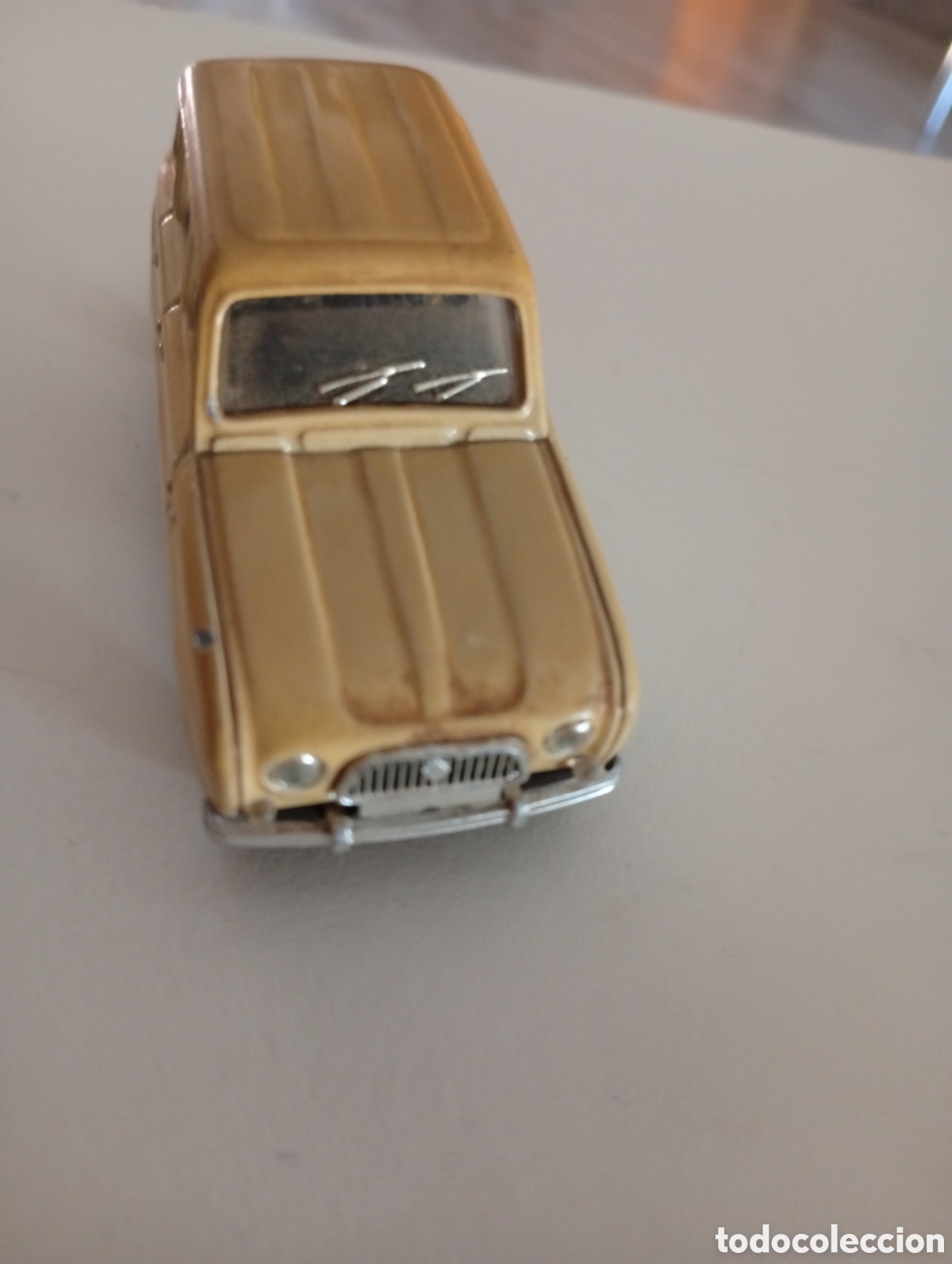 Coches a escala: Coche Renault 4 solido - Foto 2