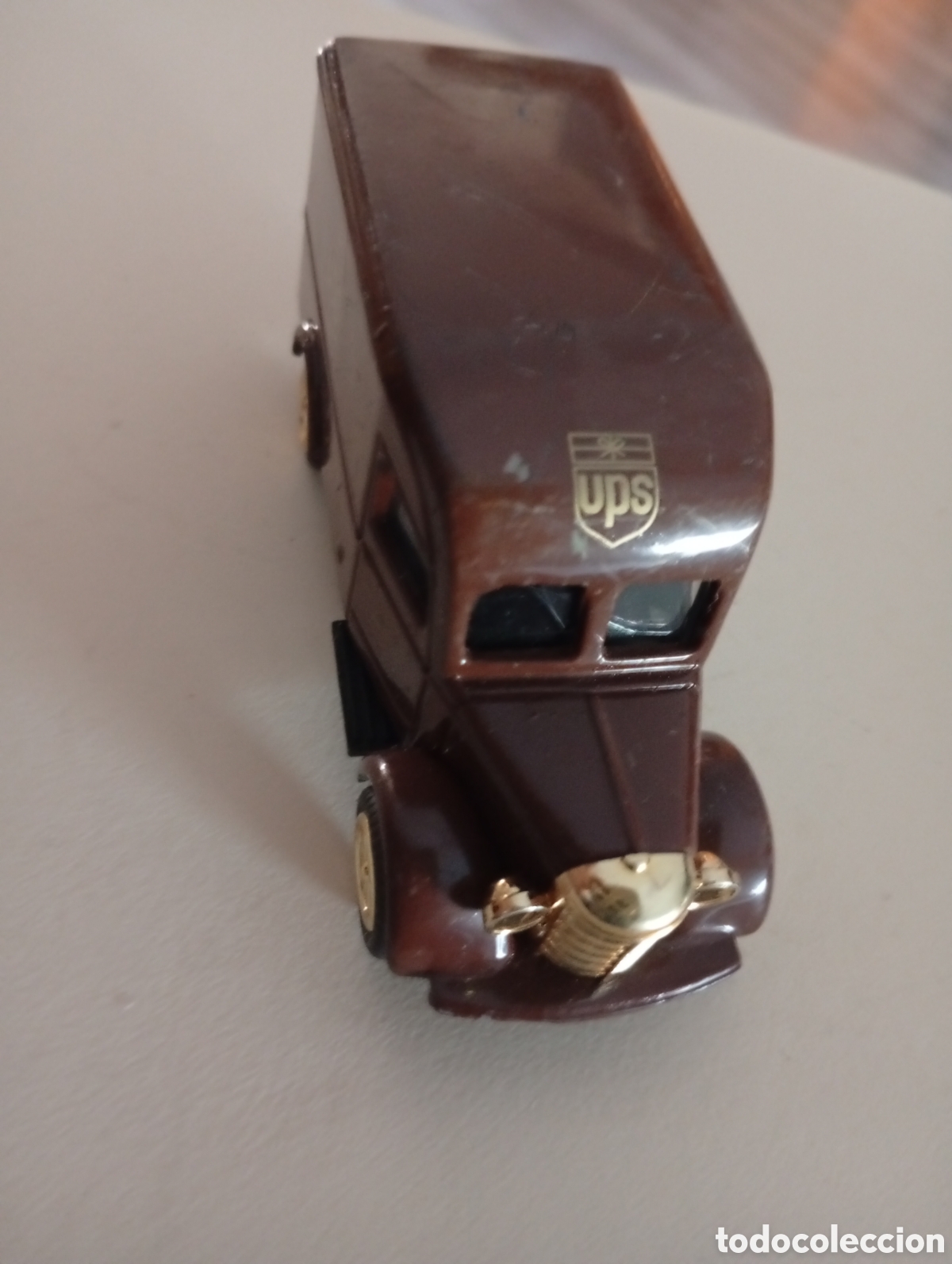 Coches a escala: Camioneta UPS buen estado - Foto 2