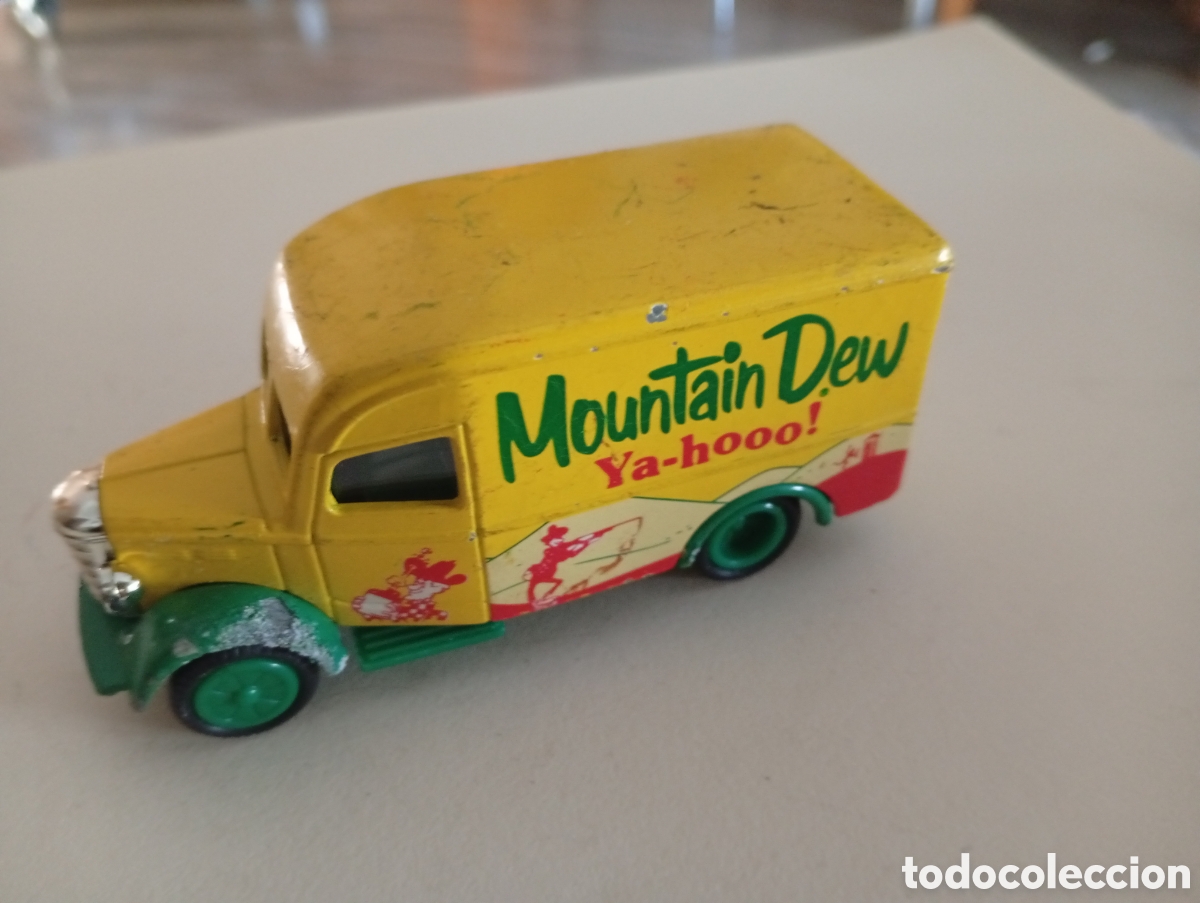 Modellautos: Cami&oacute;n mountain dew pintura techo mal