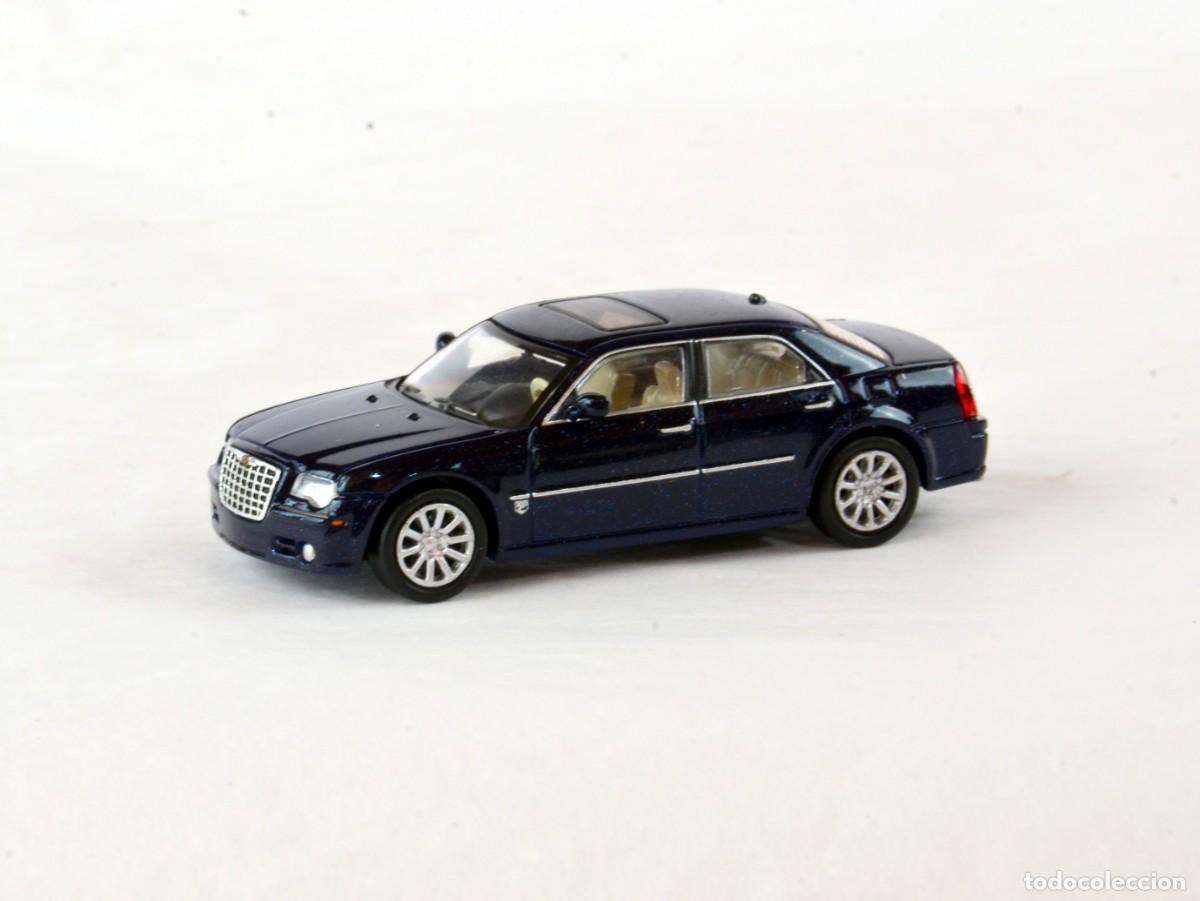 Coches a escala: Ricko Escala 1:87 H0 Chrysler 300C Hemi SRT8 Impecable con Caja