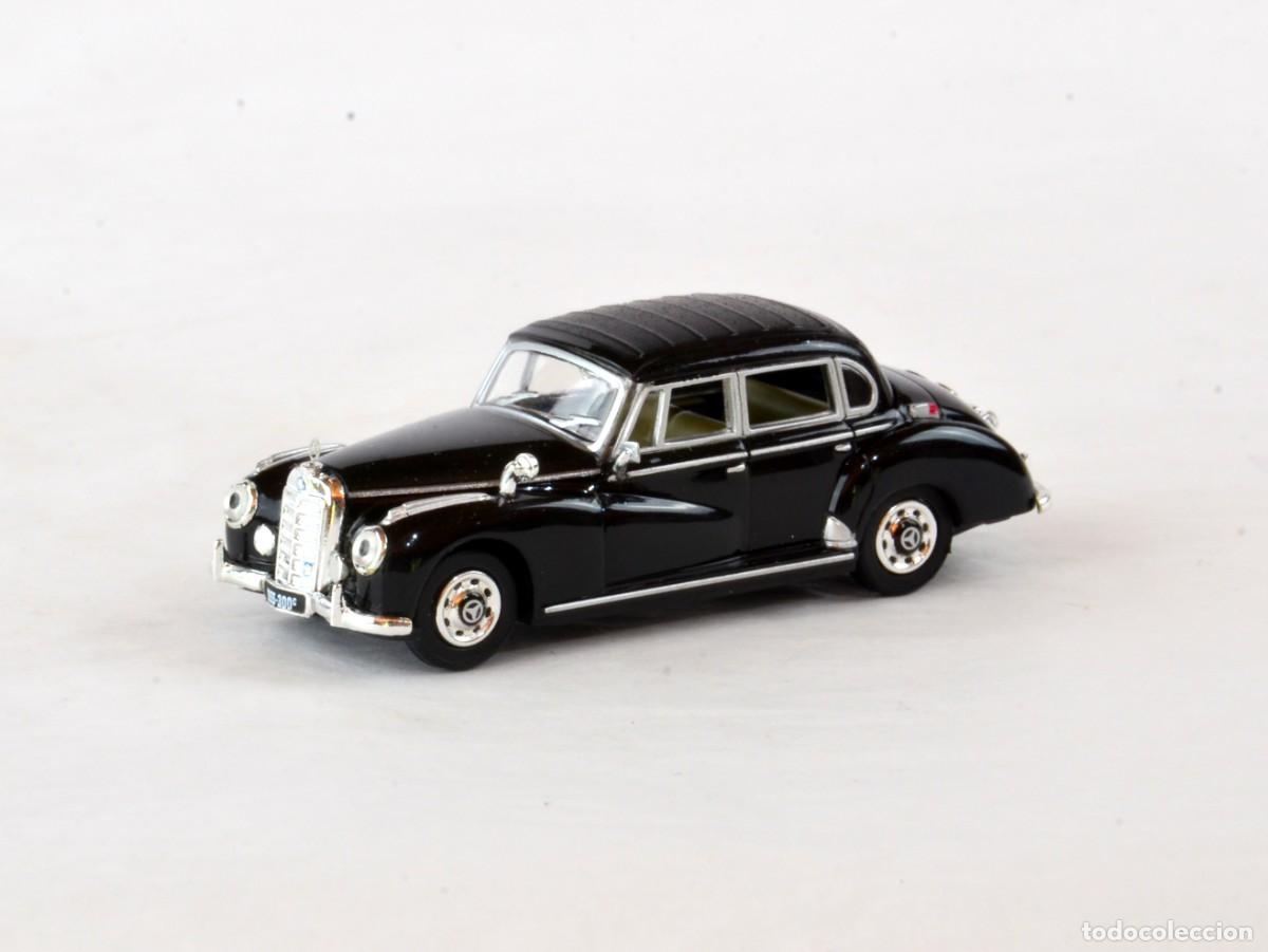 Coches a escala: Ricko Escala 1:87 H0 Mercedes Benz 300c (W186) Impecable con Caja