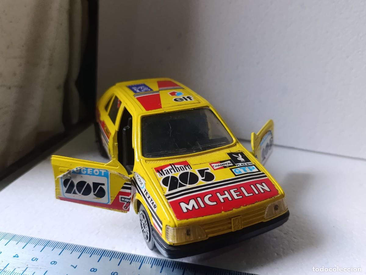 Coches a escala: PEUGEOT 205 GTI - ESC. 1/24 - ESPA&Ntilde;A - GUILOY - ( ) - COCHE