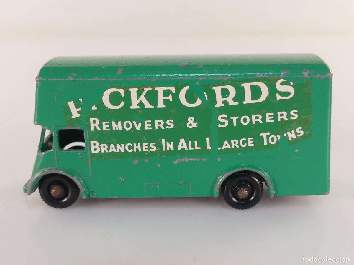 Voitures &agrave; l'&eacute;chelle: PICK FORD REMOVAL VAN MADE IN ENGLAND BY LESNEY