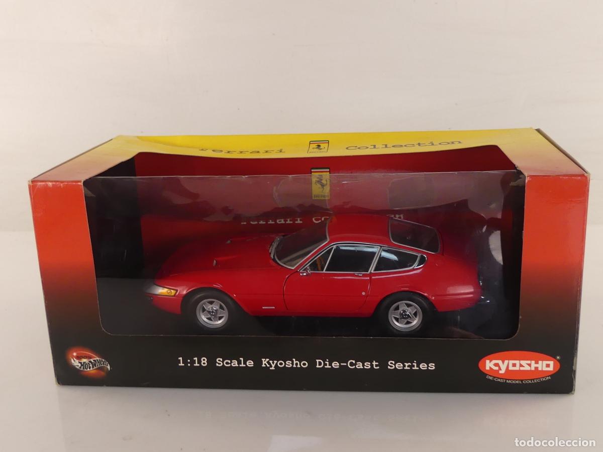 COCHE DE ESCALA 1/18 KIOSHO DIE CAST SERIES CON CAJA