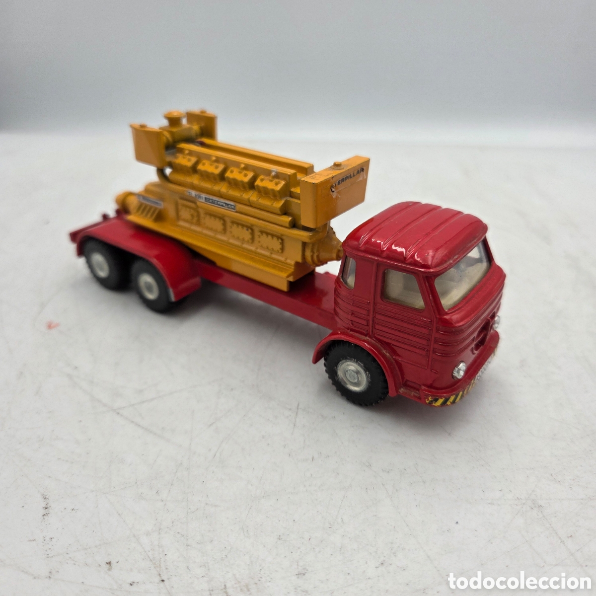 Modellautos: JOAL 207 CAMI&Oacute;N CON MOTOR MARINO caterpillar 1:50 Trailer. Pegaso Raro