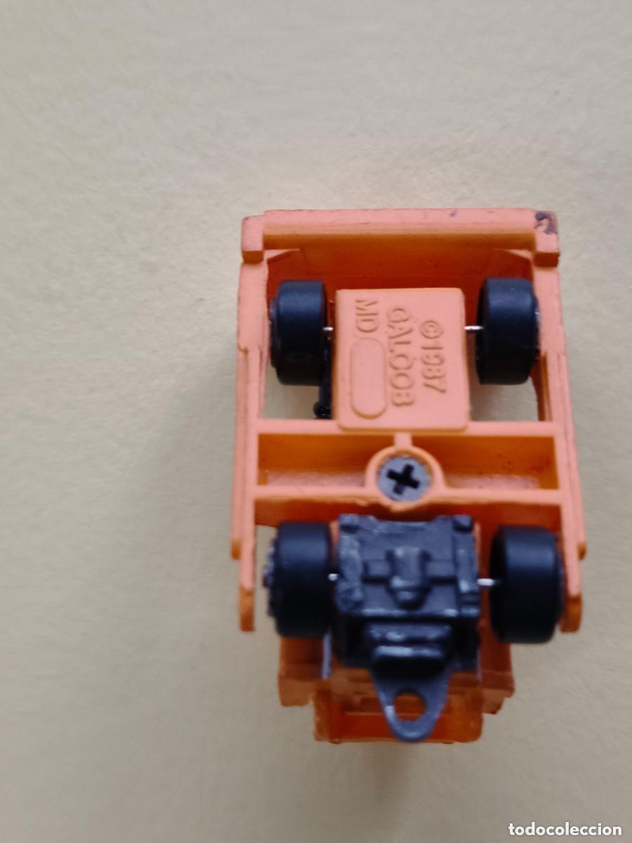Coches a escala: Terence el Tractor de la serie Thomas (tipo Micromachine) - Foto 3