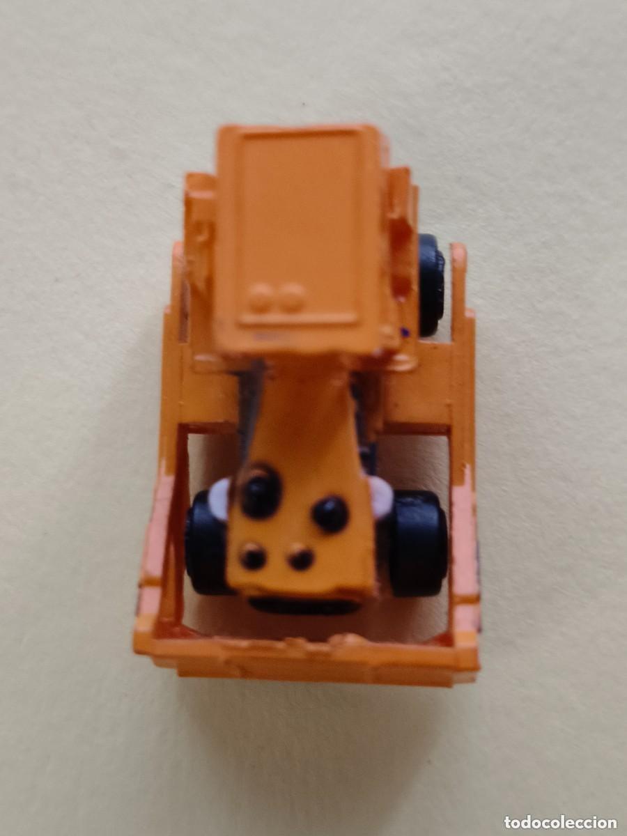 Coches a escala: Terence el Tractor de la serie Thomas (tipo Micromachine) - Foto 4