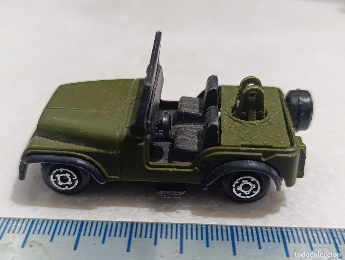 Coches a escala: JEEP WILLYS - ESC. 1/64 - ESPA&Ntilde;A - GUISVAL - ( FALTA EL ARMA ) - COCHE