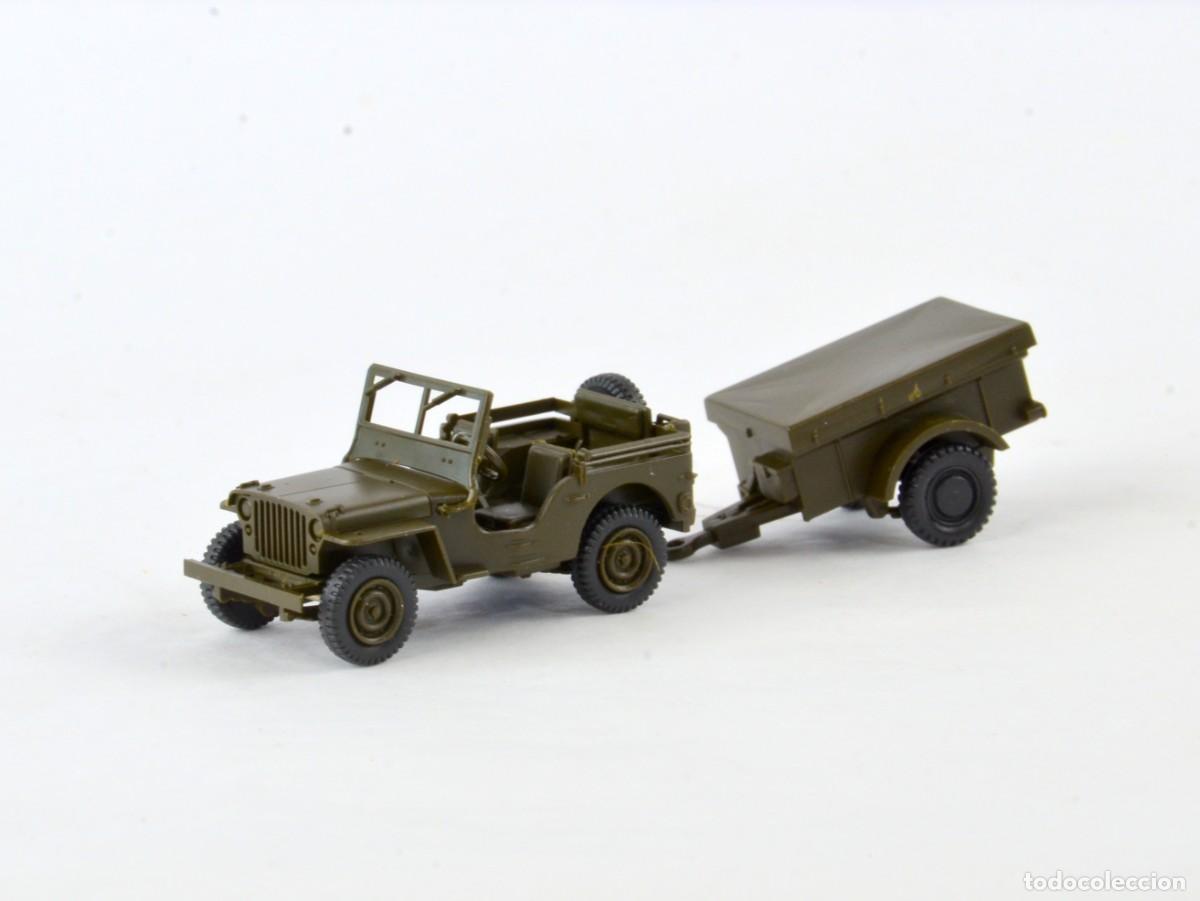 Coches a escala: Roco minitanks Escala 1:87 H0 444 Willys Jeep con Remolque Impecable con Caja