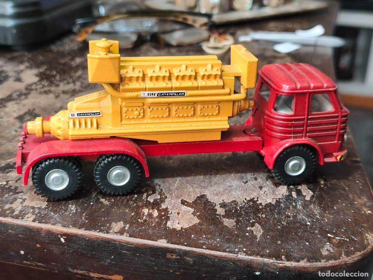 Coches a escala: Joal. Cami&oacute;n Pegaso 1065 trailer con motor marino Caterpillar D399. Escala 1/50.