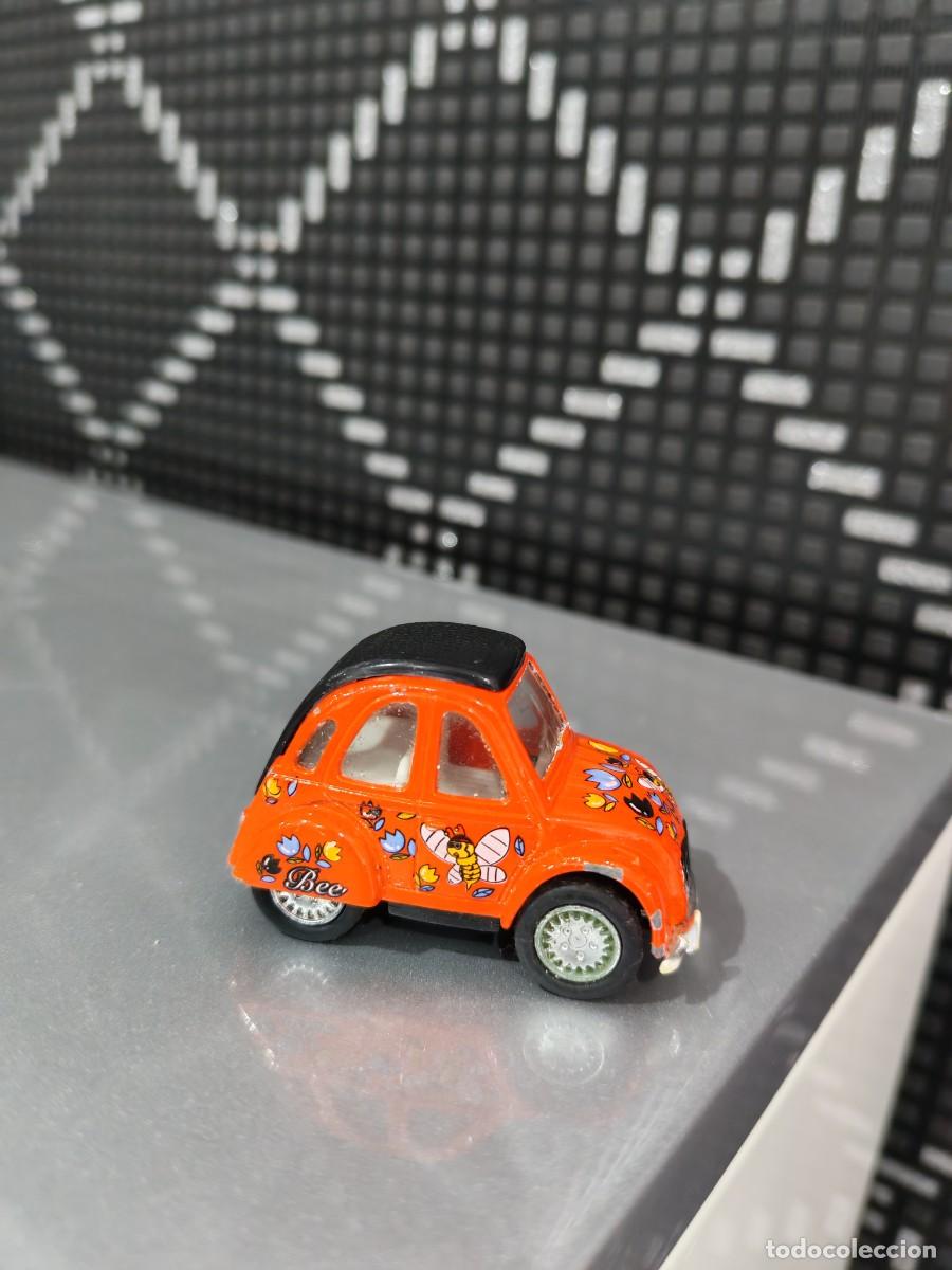 Coches a escala: Kintoy Citro&euml;n 2CV &ldquo;Bee&rdquo; - Foto 2