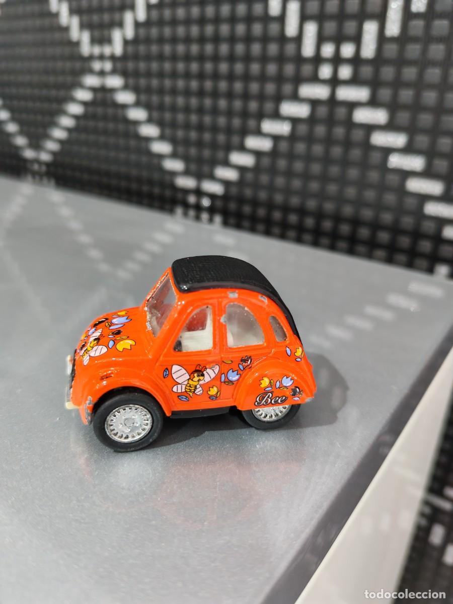 Coches a escala: Kintoy Citro&euml;n 2CV &ldquo;Bee&rdquo; - Foto 4