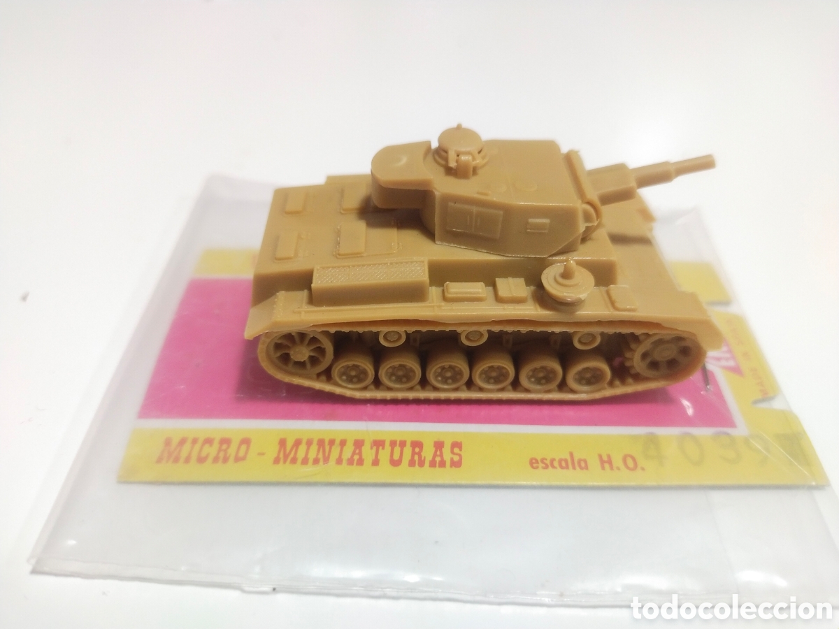 Coches a escala: Veh&iacute;culos Militares EKO H0 4039 Panzer III Alemania Beige Desierto Vintage Coleccionismo