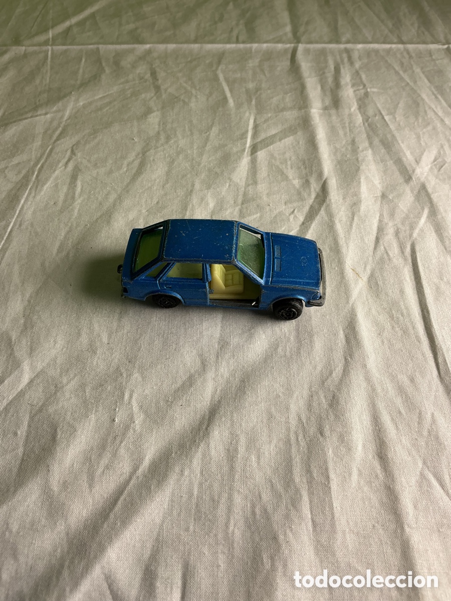 Coches a escala: Guisval Ford Escort Azul &ndash; Made in Spain &ndash; Miniatura Vintage.