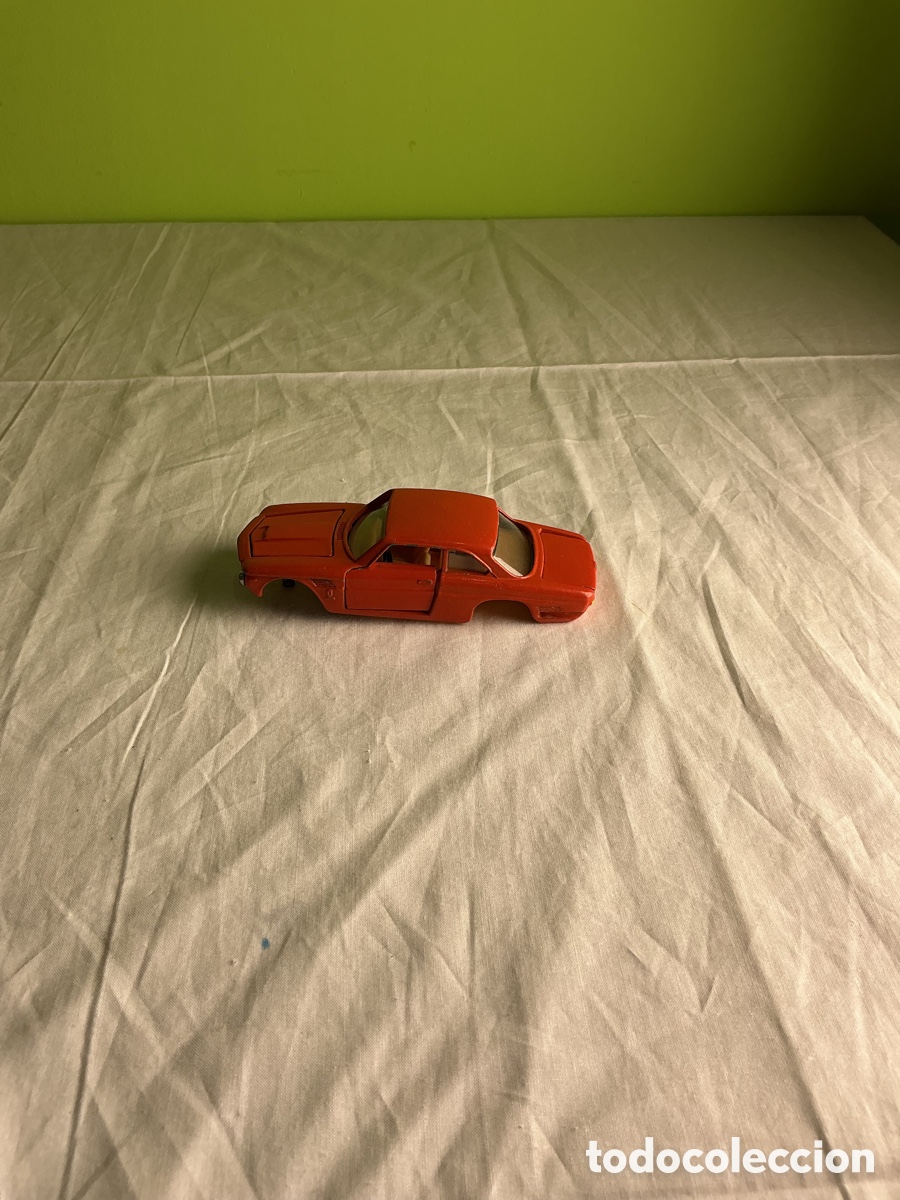 Coches a escala: Coche Miniatura Met&aacute;lico Vintage Rojo &ndash; Puertas Practicables &ndash; Para Restaurar.