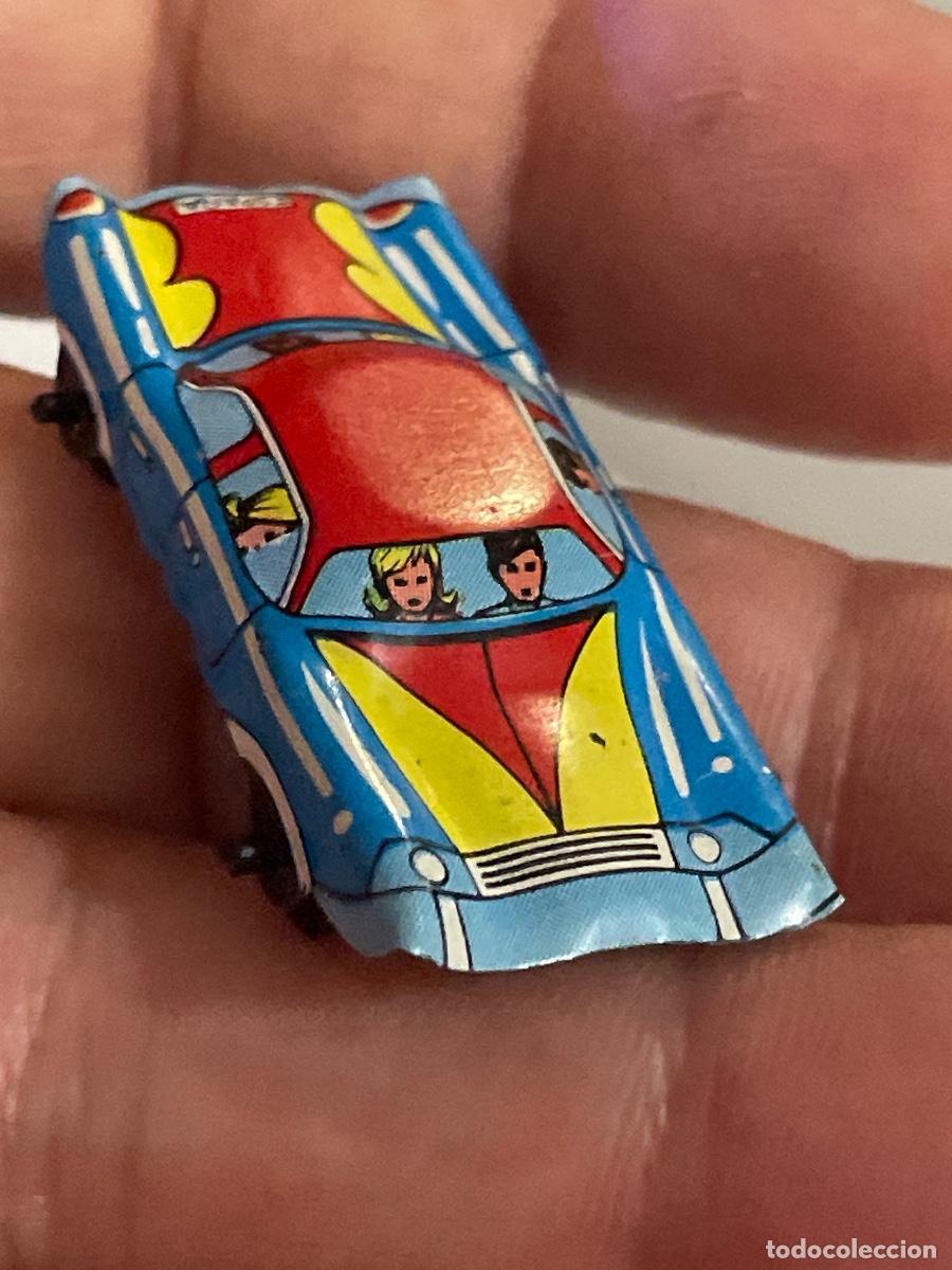 Coches a escala: Antiguo Cochecito hecho de hojalata a&ntilde;os 70