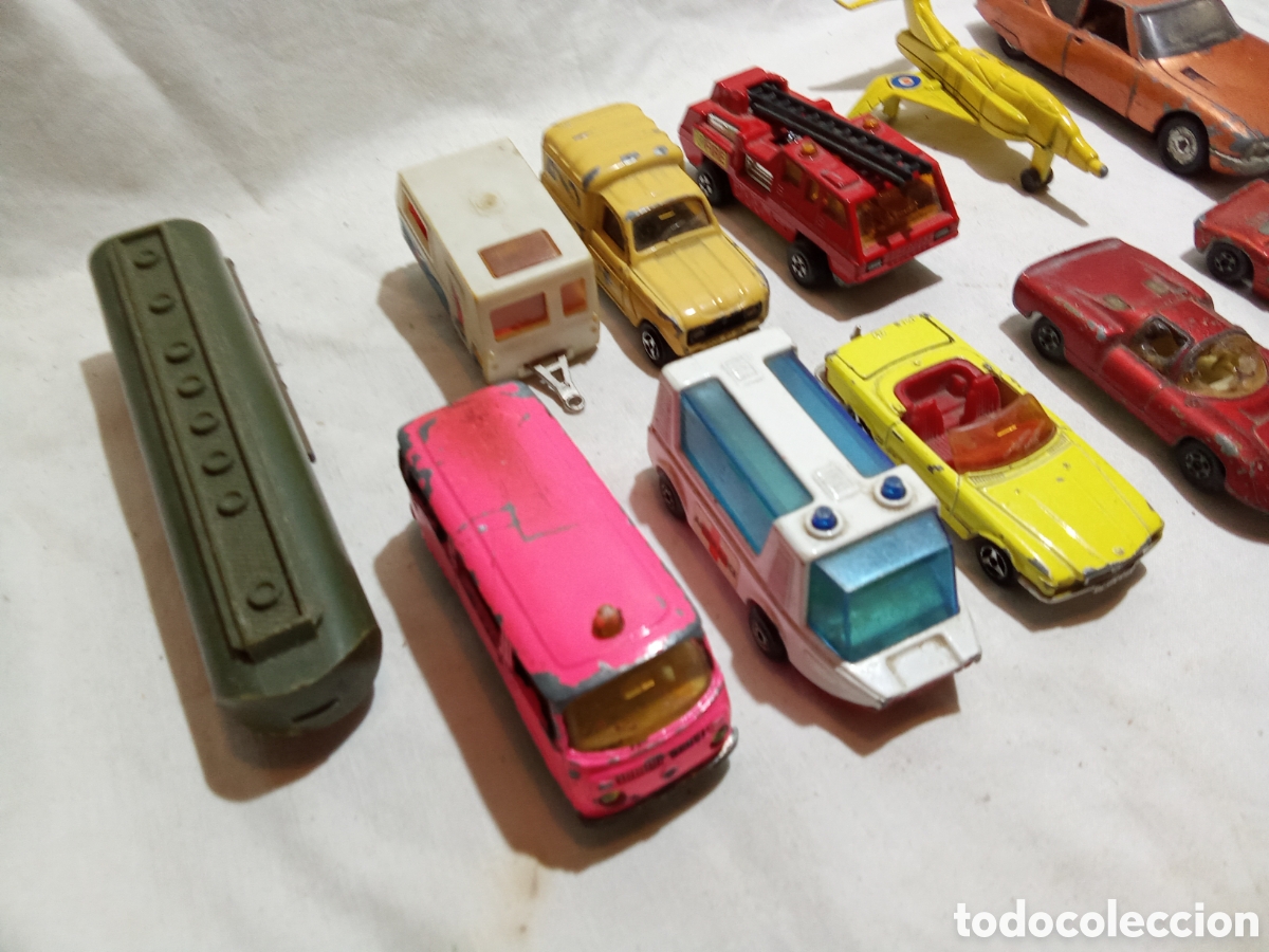 Coches a escala: LOTE DE 10 COCHES MAJORETTE, MATCHBOX Y S&Oacute;LIDO - Foto 4