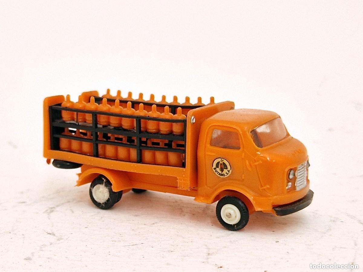 Coches a escala: CAMION BUTANO SAVA. MINI CARS. ESCALA 1/86